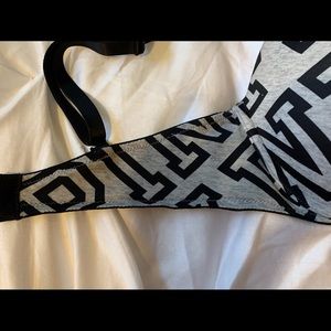 Victoria’s Secret PINK Wear Everywhere Push-up Bra